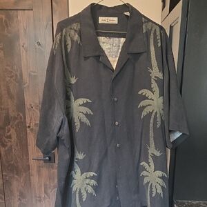 Tommy Bahama Black and Green Textured Shirt